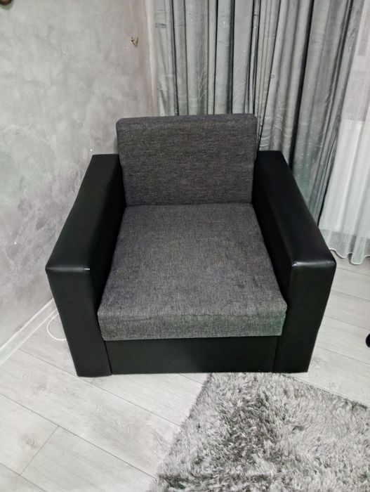 Canapele și fotolii