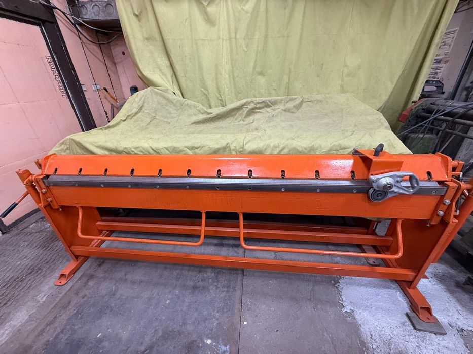 Листогиб  mazanek  2.50 длина в идеальном состоянии