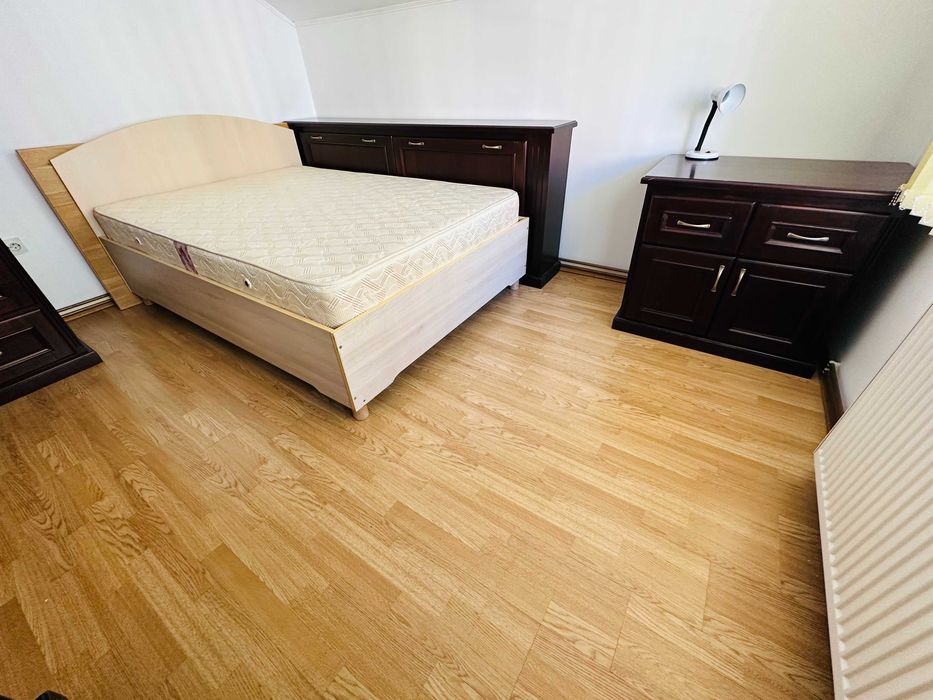 Inchiriez in Sebes- central-apart. 2 camere +living/bucatarie 6/5m