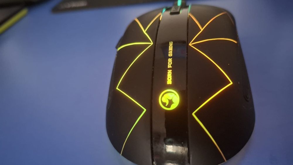 Vând mouse wireless