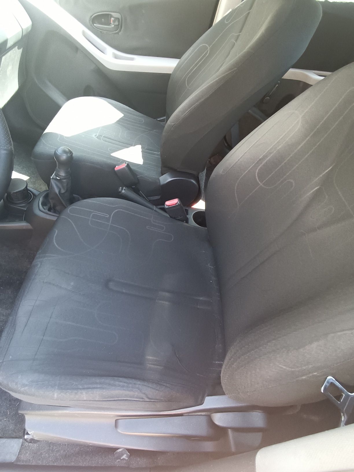Toyota Yaris 2011 1.0 климатик