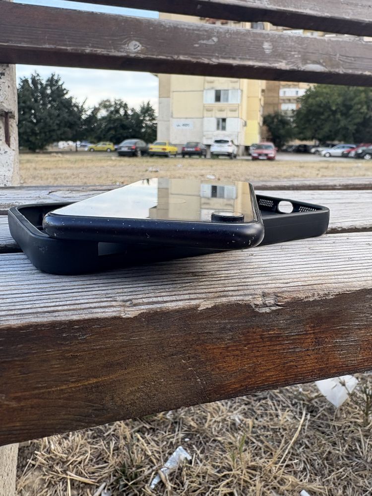 Продавам iphone XR