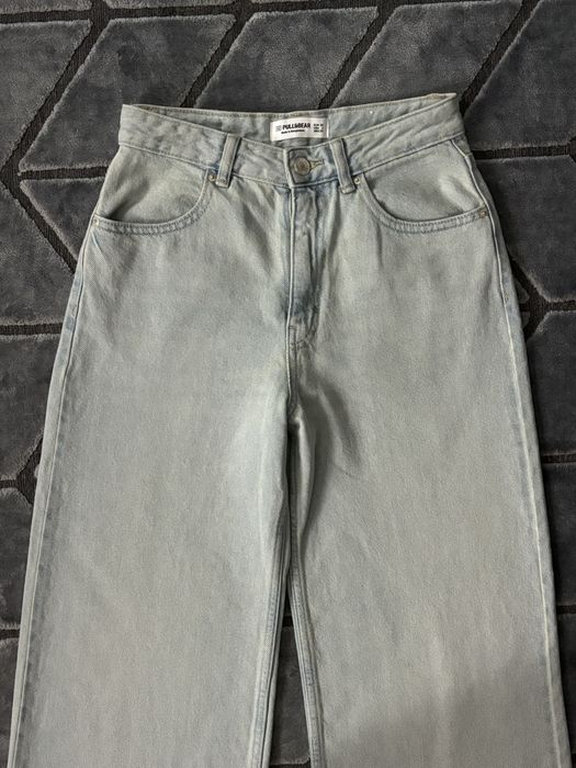 Джинсы светло-голубые