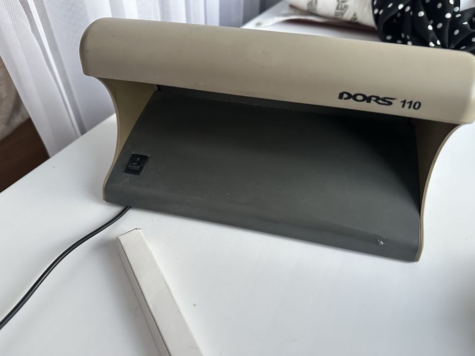 Детектор для проверки валют