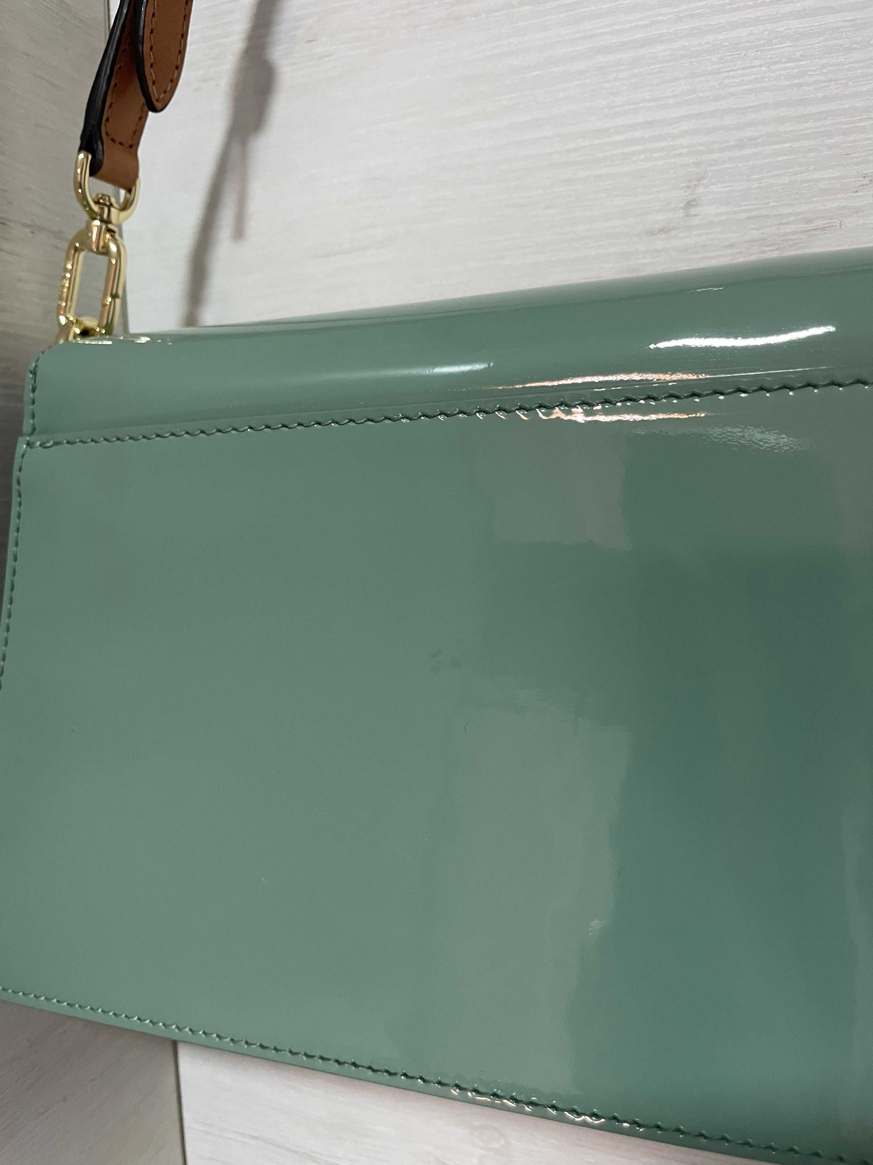 Чанта Furla Zoe S петрол лачена