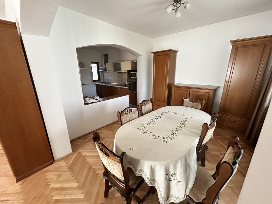 Închiriere casă/cabană pentru chefuri si evenimente