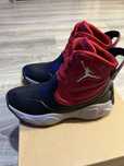 Ghete jordan nr 33,5