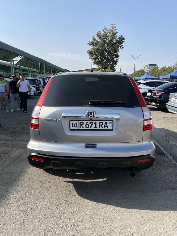 Honda CR-V 2008 holati zo’r 148 min yurgan kraska toza tekshirvolasila