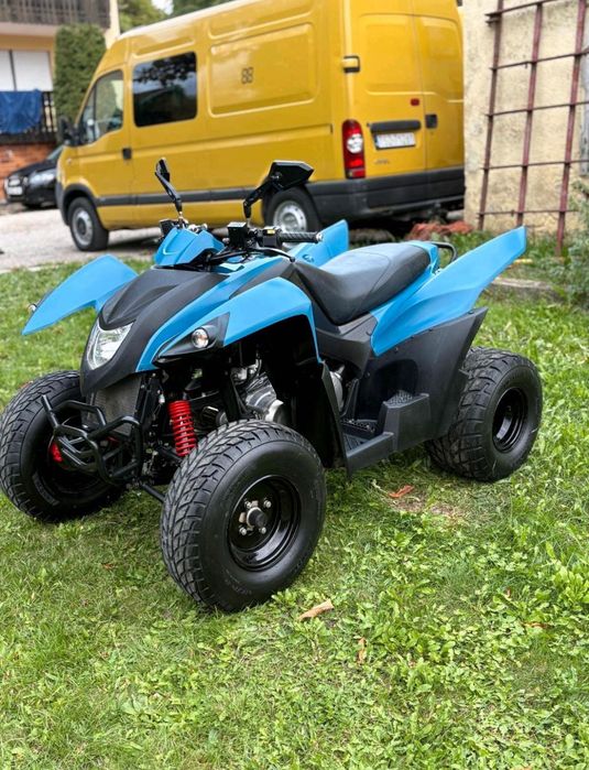 ADLY Huricane 320s