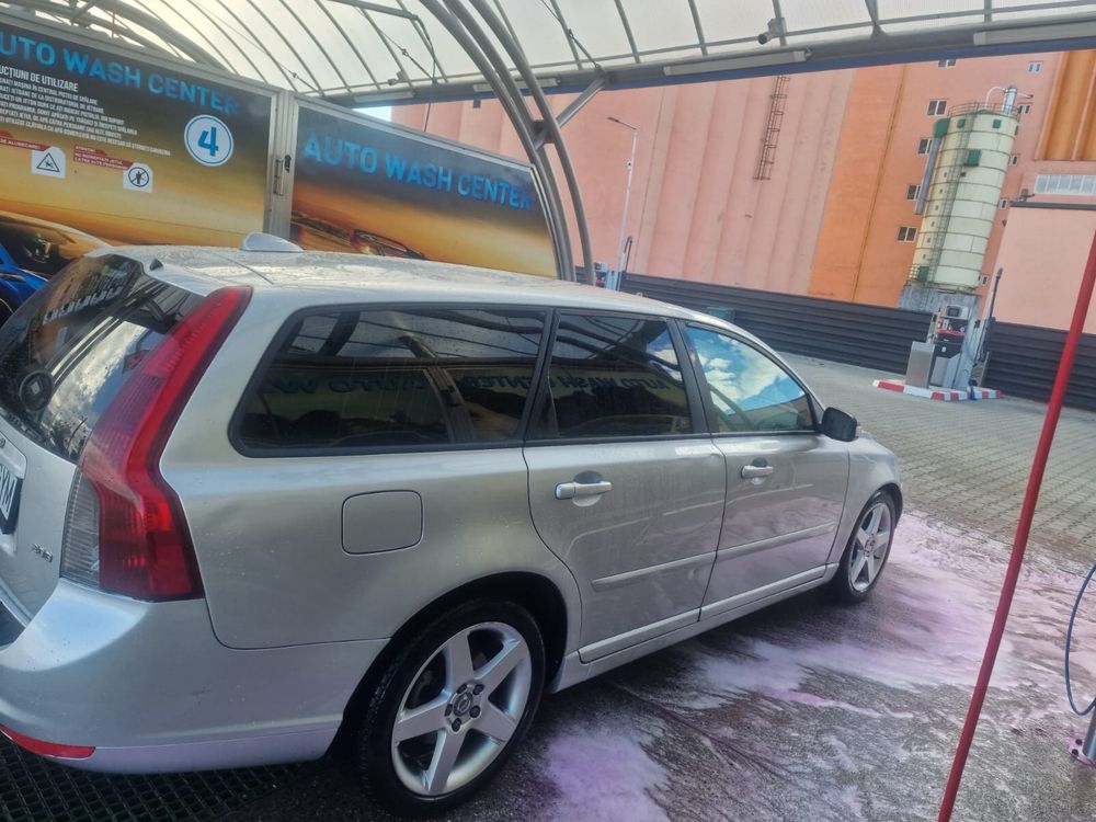 Vând Volvo V50 2009