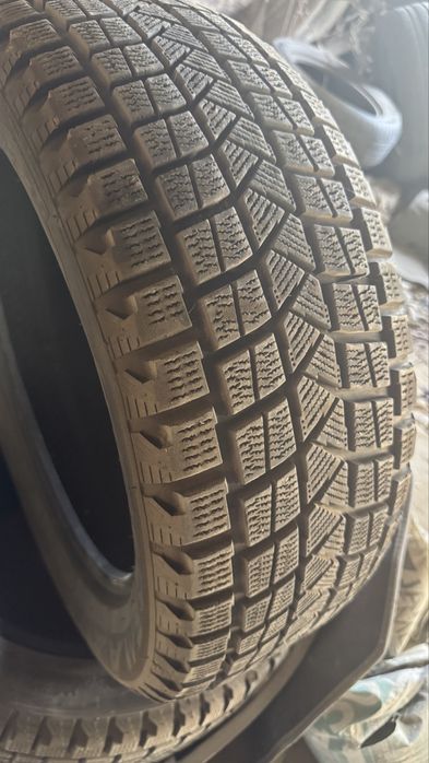 Автошина 235/55R18 липучка зима