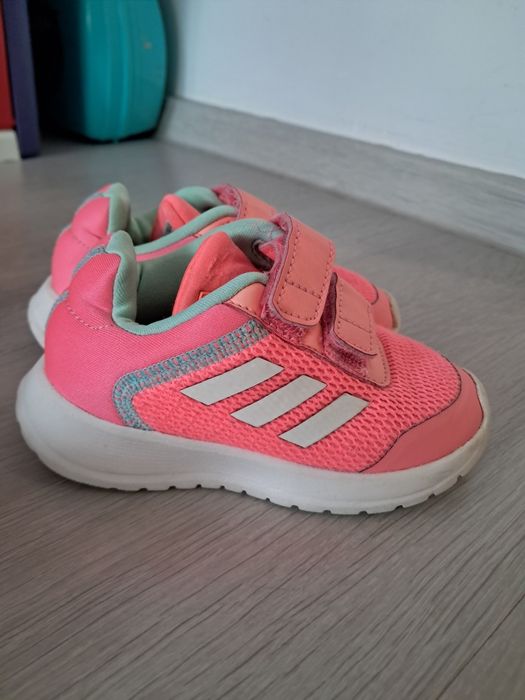 Adidași +sandale