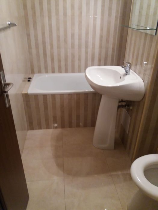 Proprietar închiriez garsoniera Decebal etajul 1