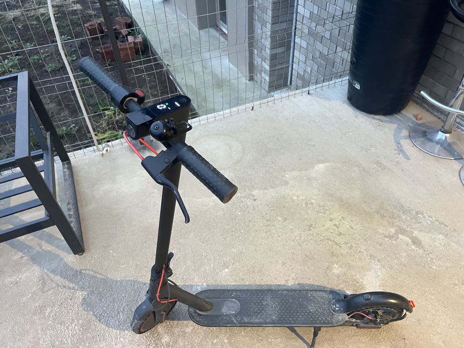 Trotinetă Xiaomi mi pro