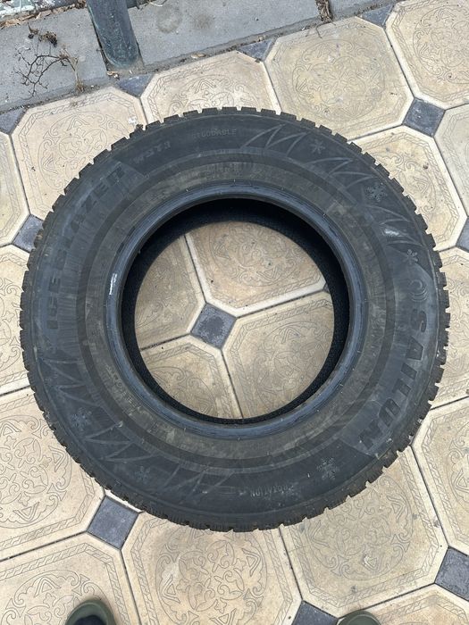 Sailun Ice Blazer WST3 235/70 R16 106T с шипами