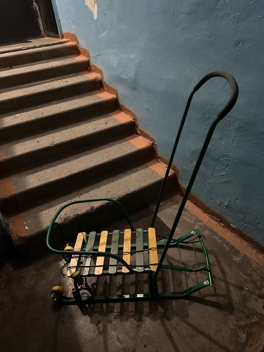 Детские санки с ручкой