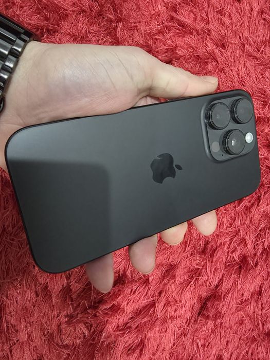 -Iphone 16Pro, 256Gb, 8Ram, Bat: 93%-337 cicluri incarcare, Stare foar