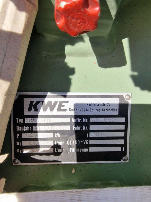 Червячен редуктор KWE - i=30