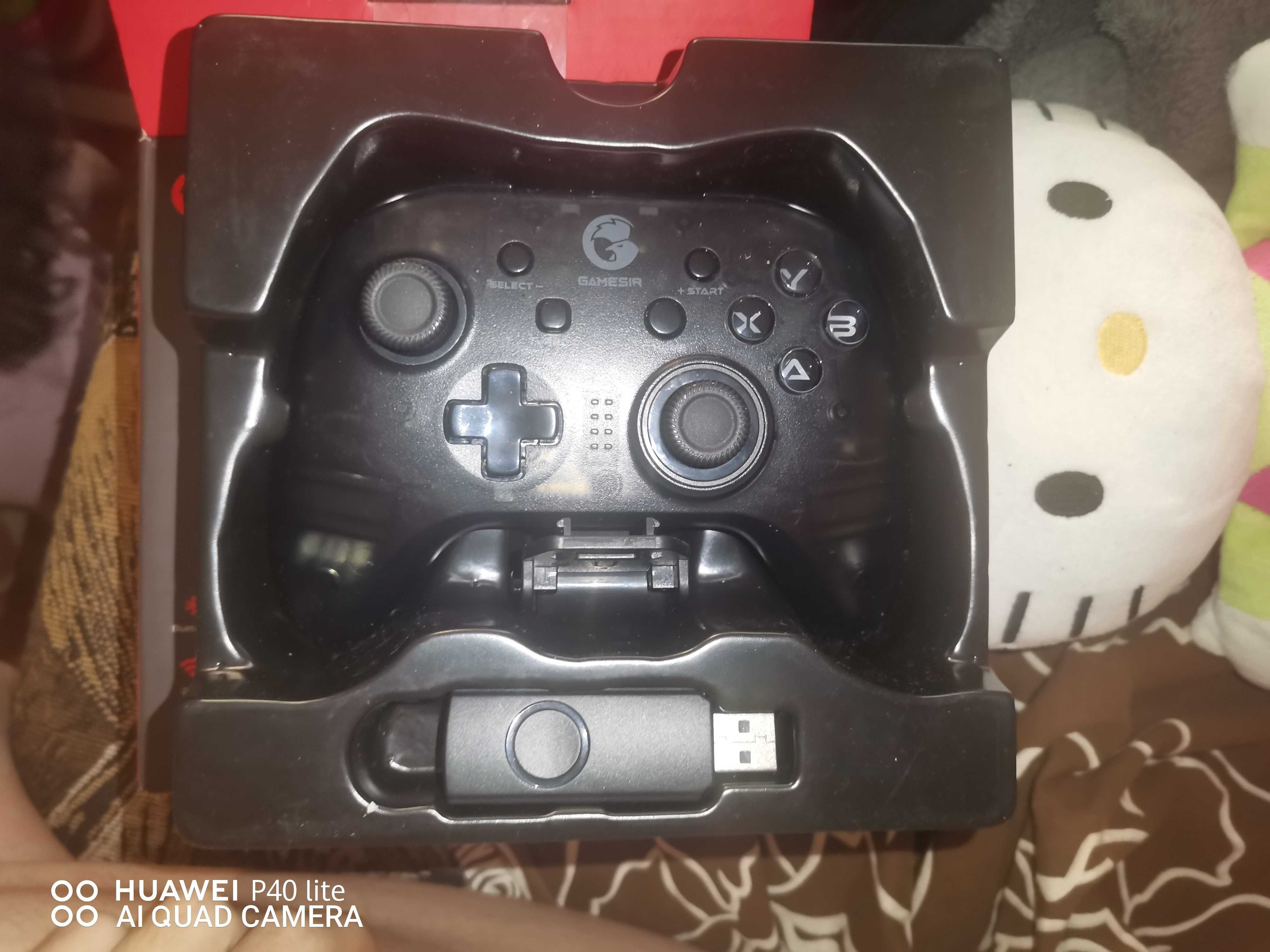Vând manetă gamesir T4 Pro