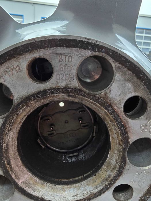 Jante Audi A5 Anvelope Iarna Continental Winter Contact 225 50 17 M+S