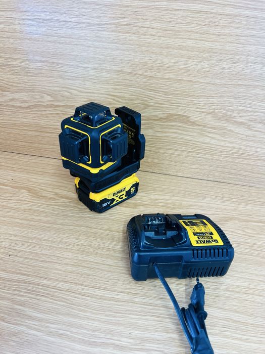 Dewalt DCLE 34031 nivela laser 360 grade