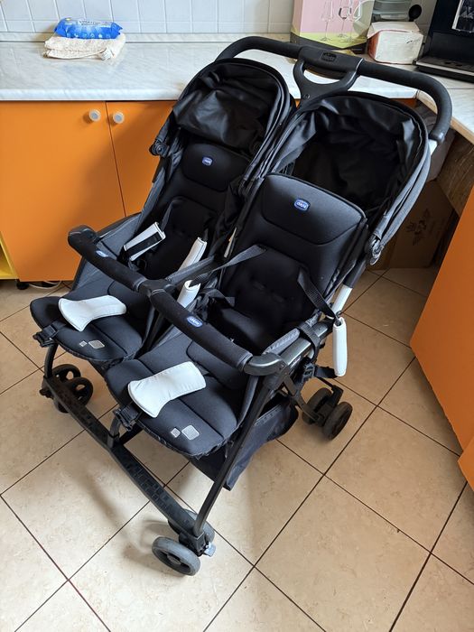 Cărucior gemeni Chicco Echo Twin – stare excelentă