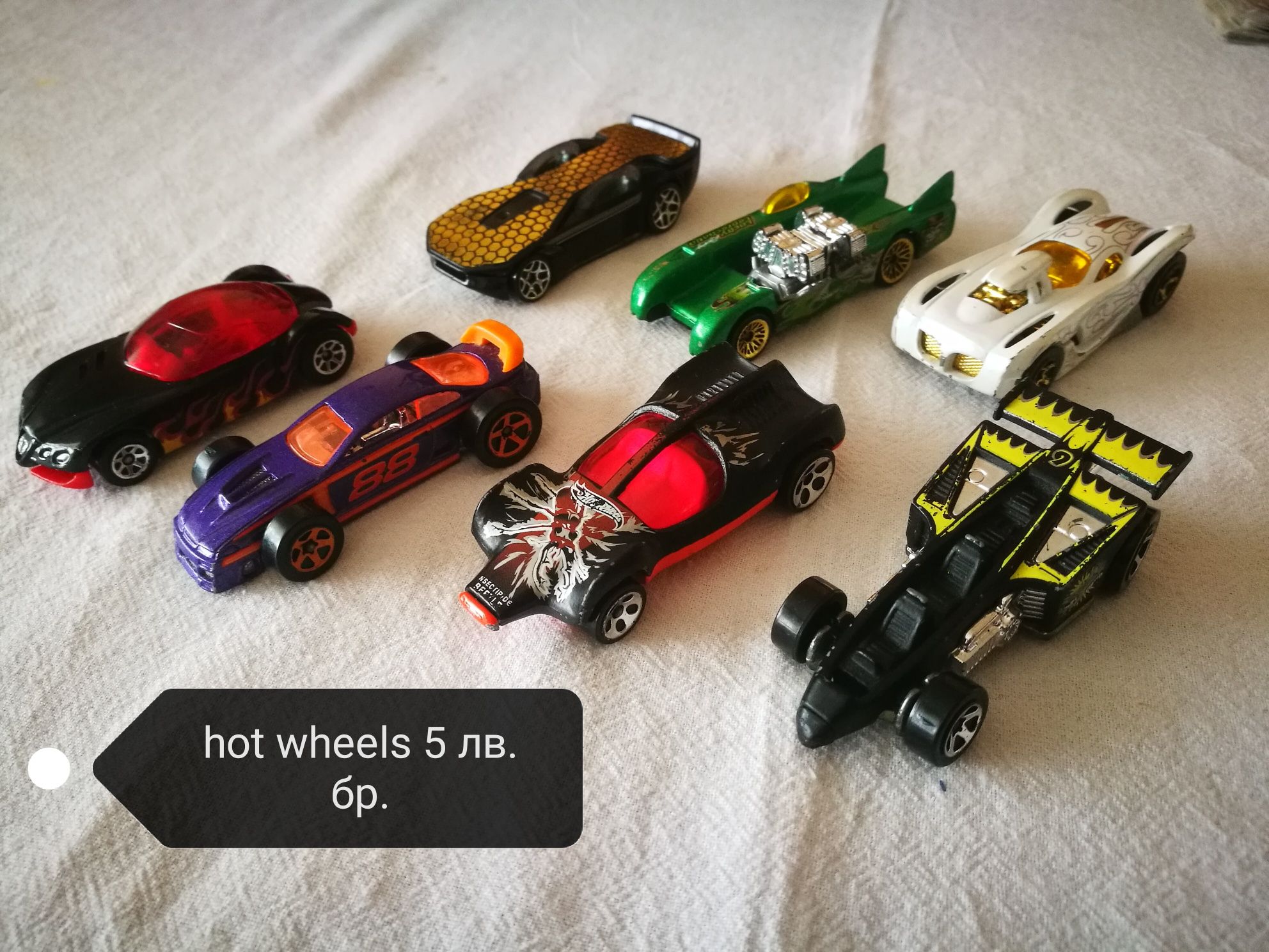 Hot Wheels и Matchbox колички