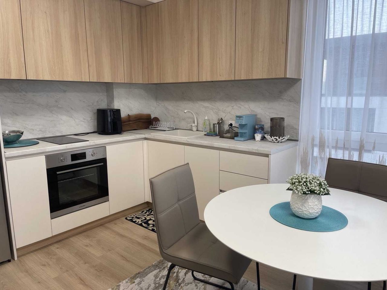 Продава се Тристаен апартамент в София, Лагера - 89 кв.м за 1798 €/кв.м - Снимка #3
