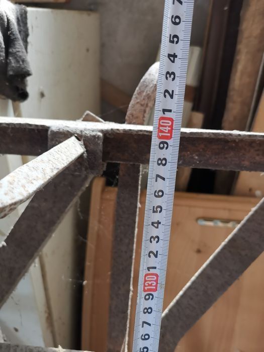 Продавам 2 грапи/търмъци за 99 лв. И павилион/будка за 350