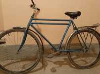 Velosiped 28 li Ural sotiladi