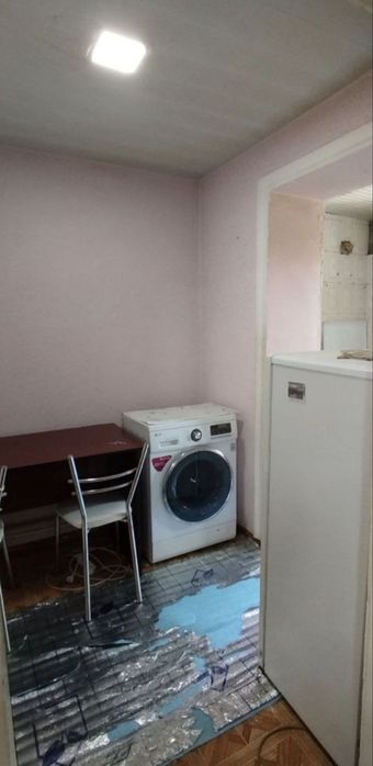 МЕТРО ХАМЗА.  Чиланзар 5.  Срочно Продаю 2 х 6