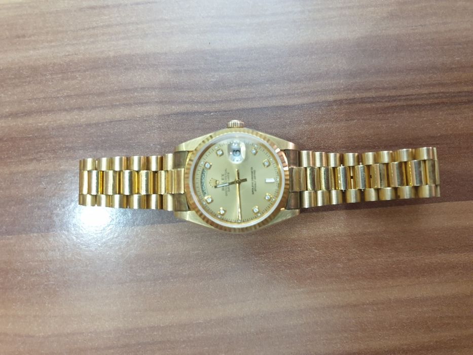 Золотые часы ролех швейцарский механизм