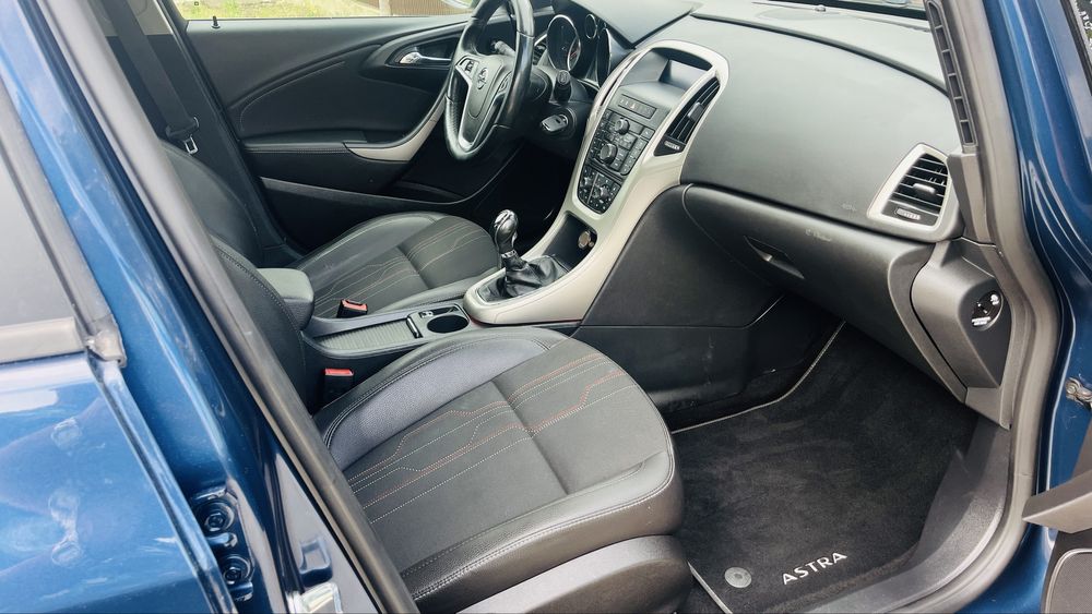 Opel Astra J  adus recent Germania