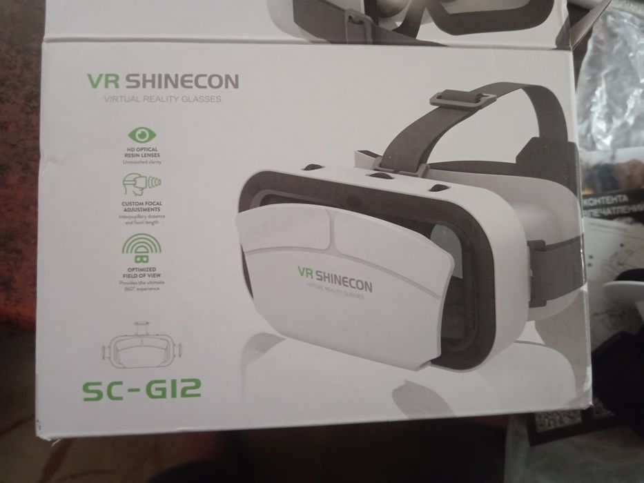 VR очки виртуальной реальности.