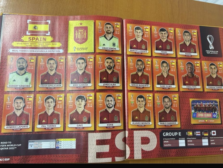 Album complet Panini Qatar 2022 coperta cartonata