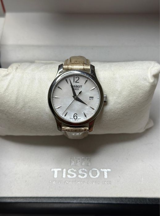 Tissot Tradition Lady quartz