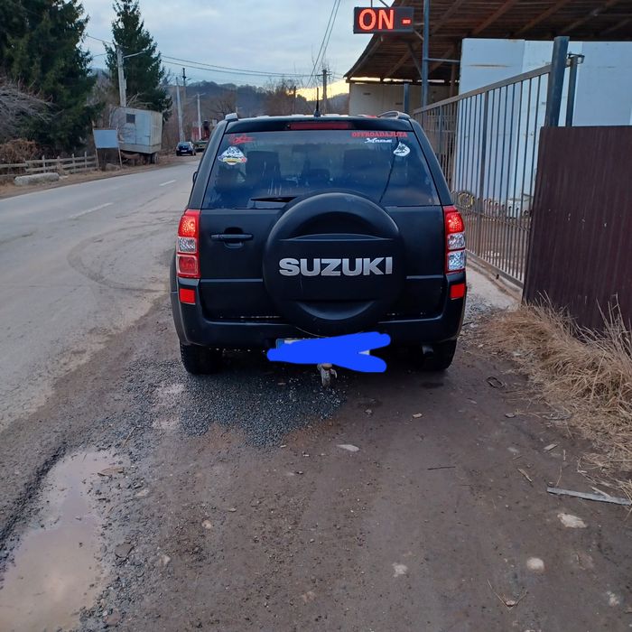 Vând Suzuki Grand Vitara