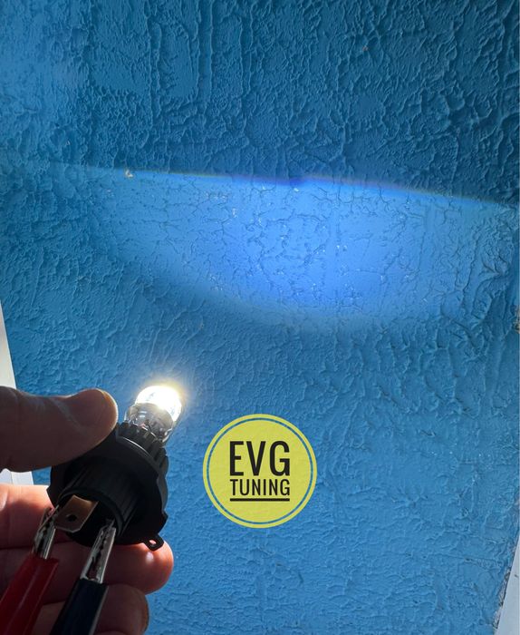 Becuri LED H4 H7 280W 28000LM 6000K Lupa