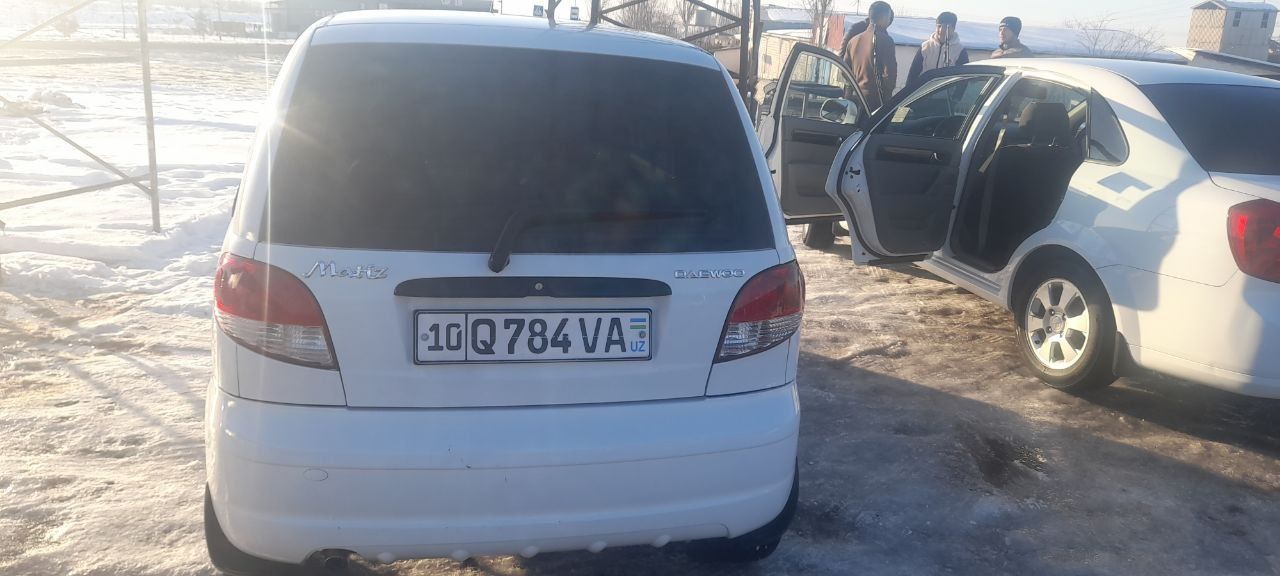 Matiz mashinasi sotiladi mashina gaz benzin yili 2004 holati yahshi sc