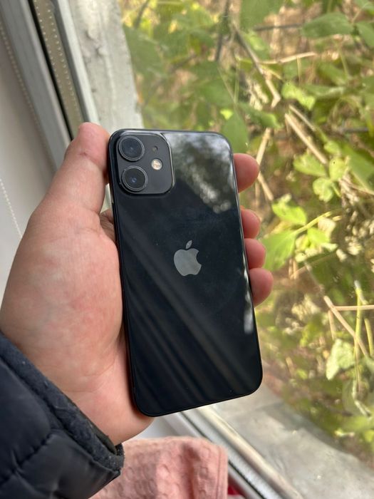Продам Iphone 12 mini 64gb