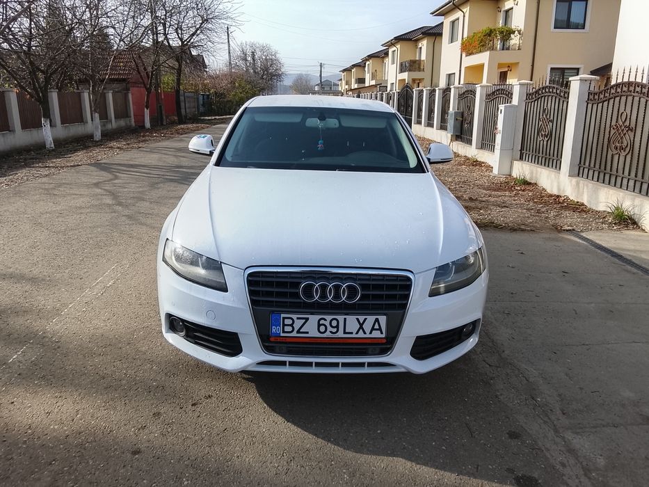 Vând audi A4 b8 143 cai
