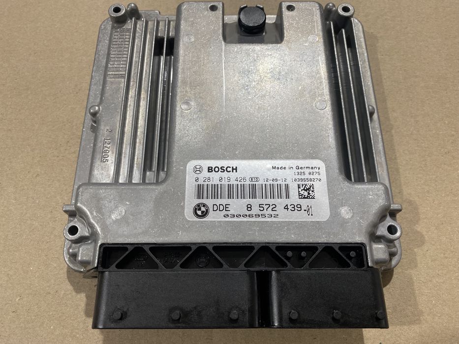 Ecu / Calculator Motor BMW Seria 3 4 5 7 3.0 258 N57 : 8572439