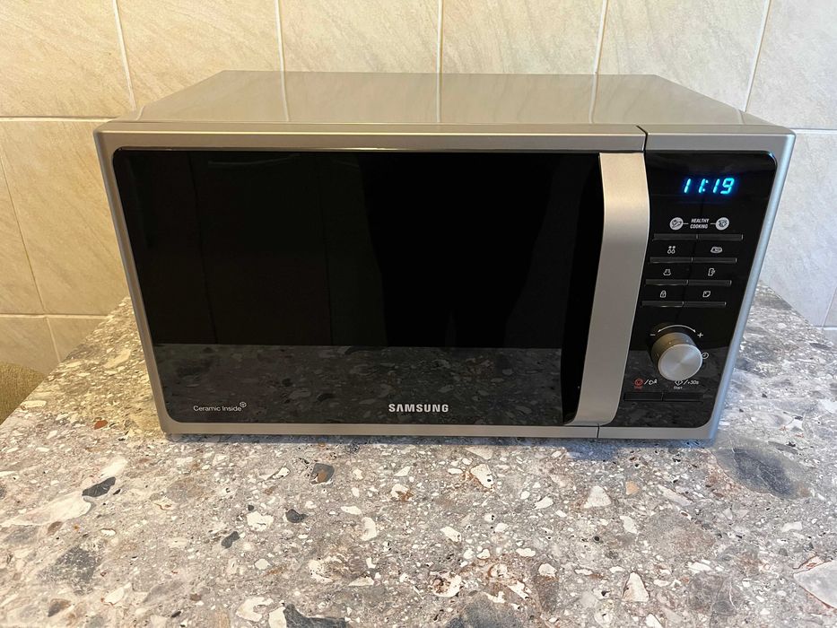 Cuptor cu microunde Samsung MS23F301TAS, argintiu