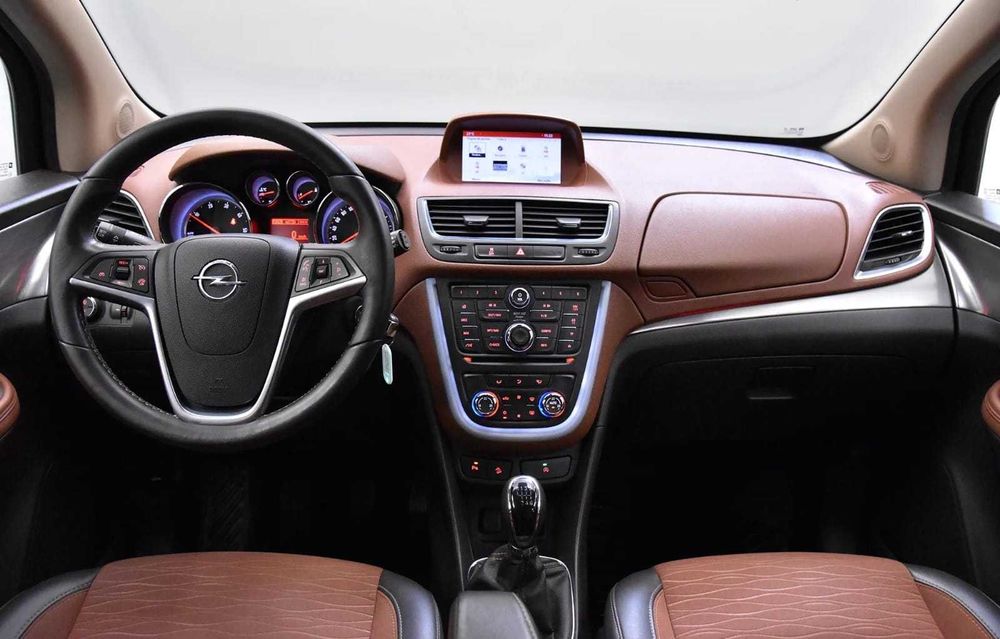 Opel Mokka 4X4 perfect intretinut - piese noi