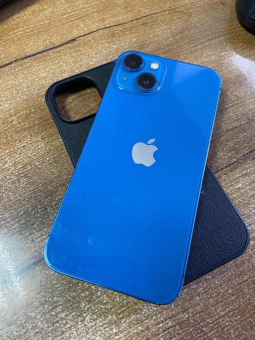 iPhone 13 128GB.
