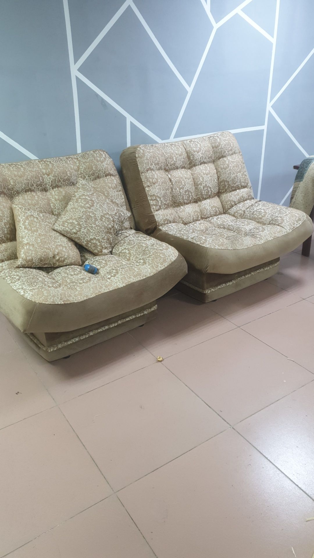 Мебел мягкая продам