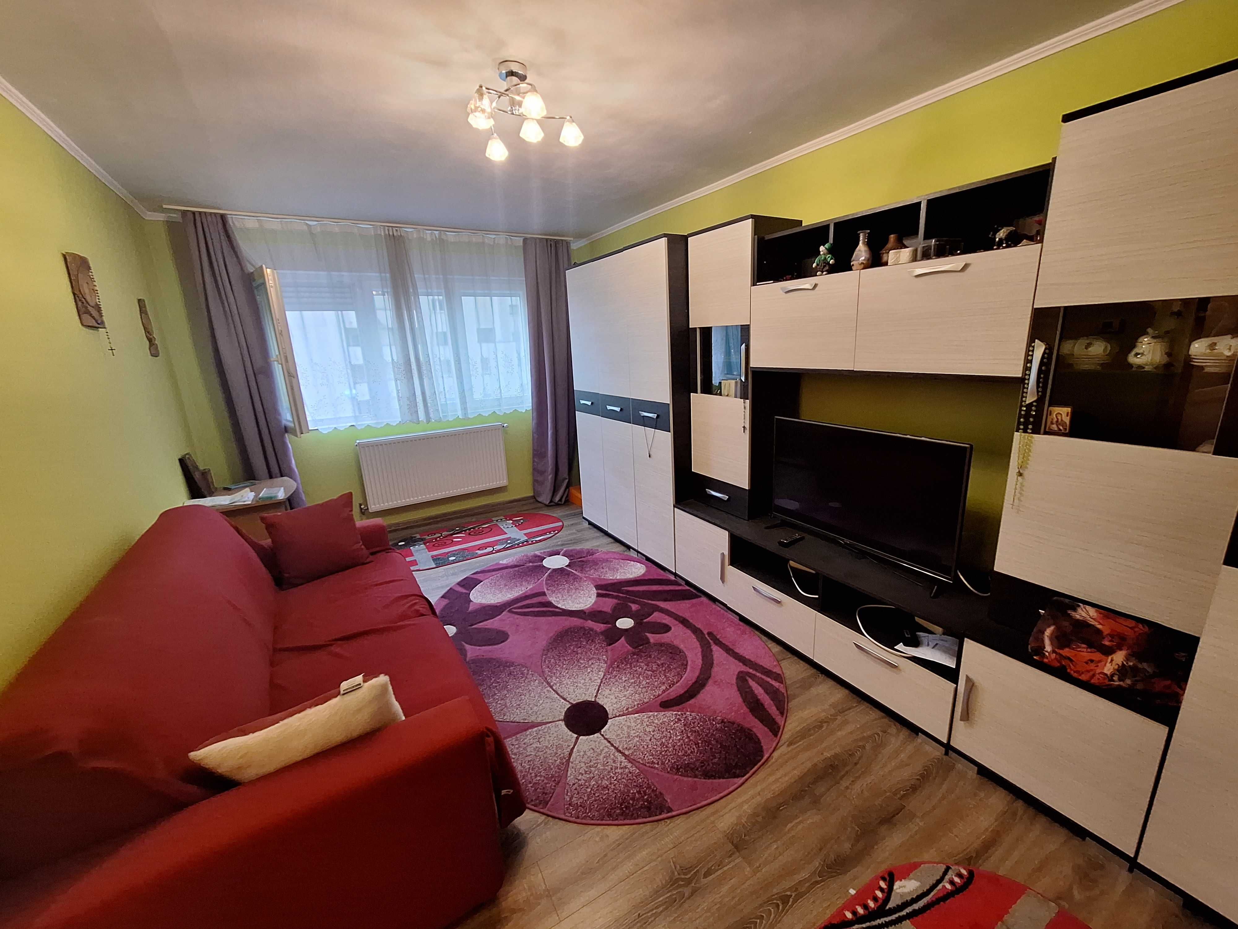 Vand Apartament 2 camere Centru Nou / Mircea cel Batran