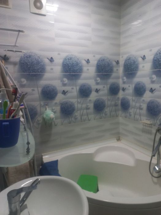 Продается 2х квартира 4й микрорайон Чирчик