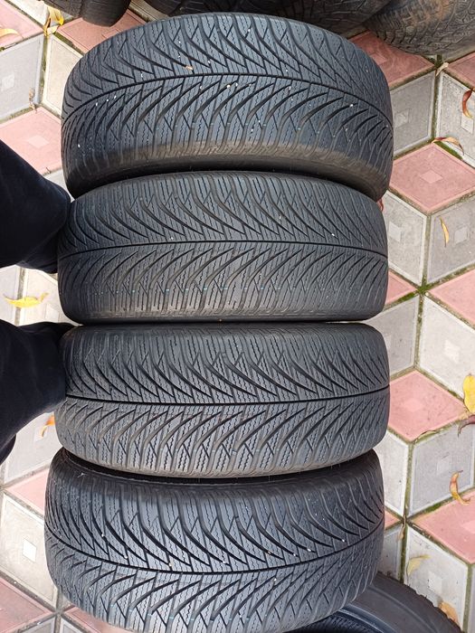 Vând 4 anvelope de iarna 195 55 r16 FULDA  foarte bune