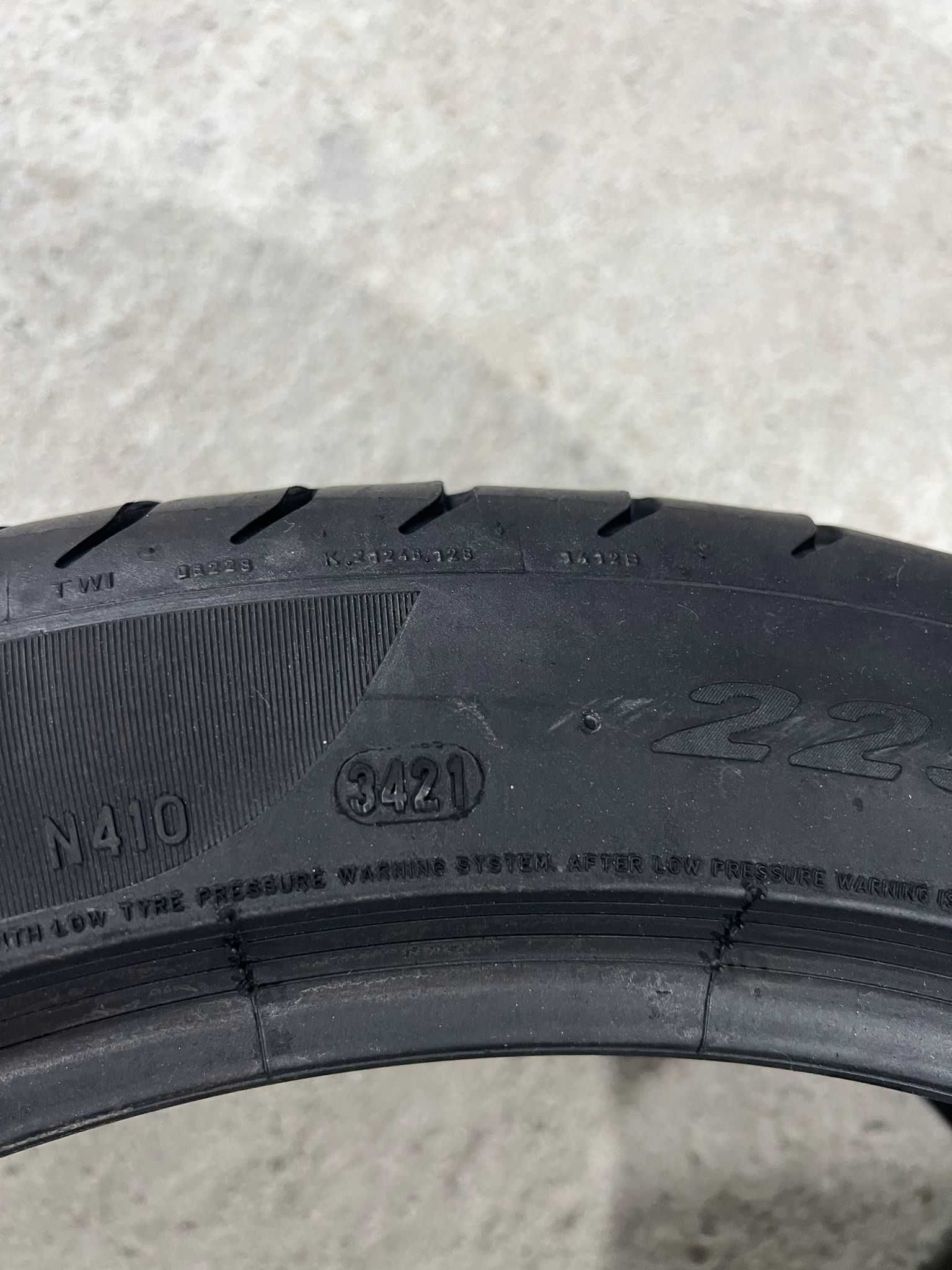 Anvelope Vara 225/45/19 Pirelli RSC